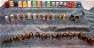 LARGE MIXED LOT OF 48 VINTAGE THIMBLES-MIXED METALS AND PLASTIC-SOME ADVERTISING